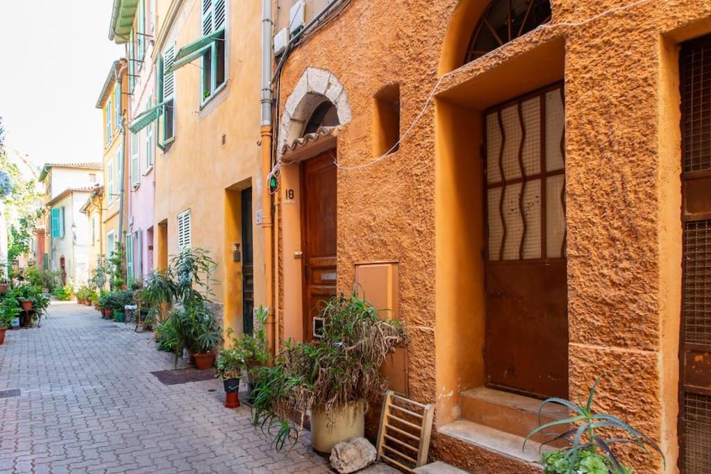 #40 Bright Sea View Suite For 6 2Mins Walk Port & Sea Villefranche-sur-Mer Kültér fotó